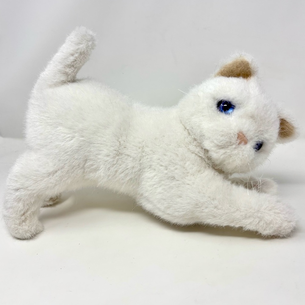 Avanti Applause Stretching White Kitten Cat Posable Limbs Realistic Vintage 1989